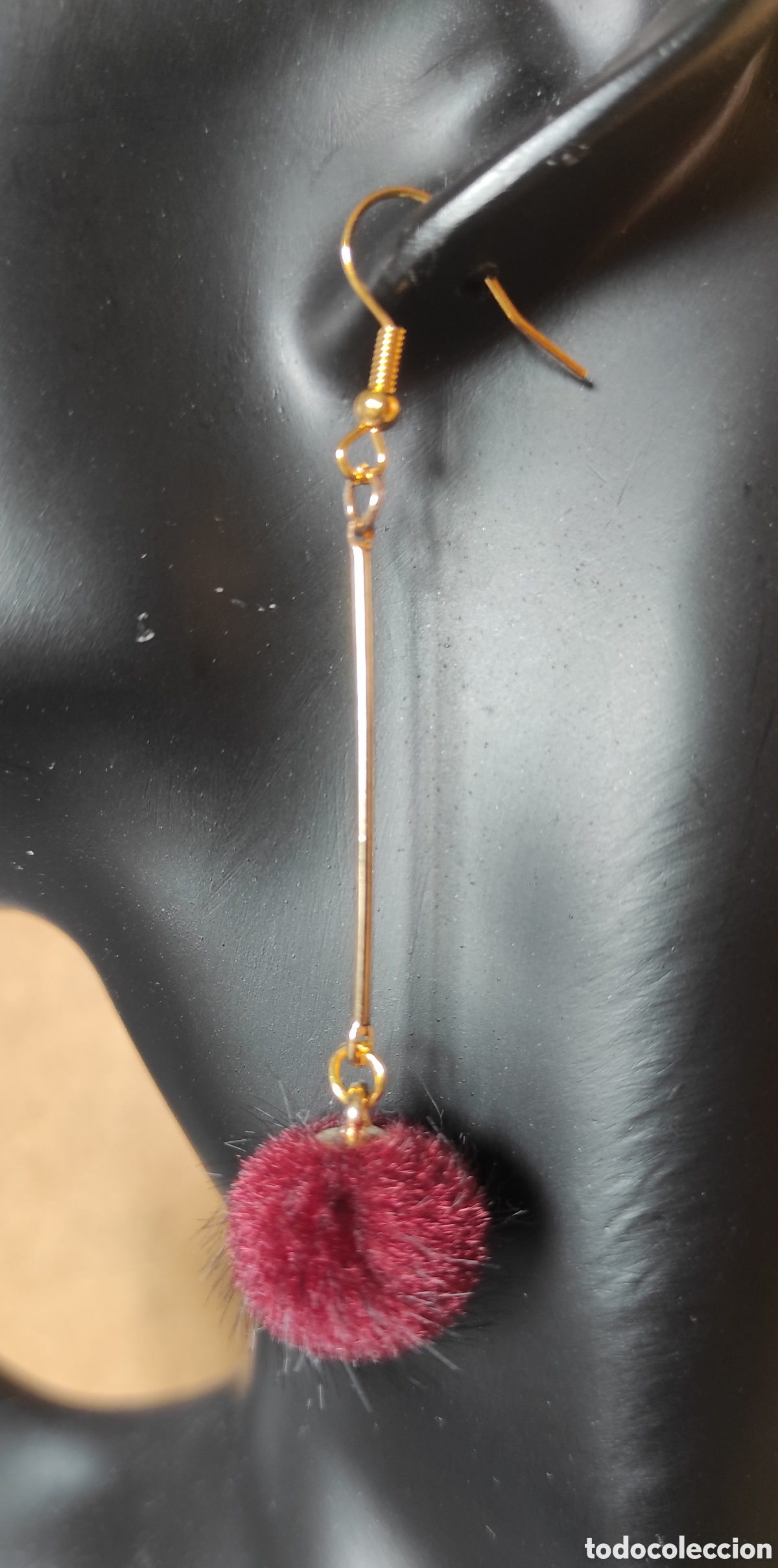 Joalharia: Elegantes pendientes artesanales