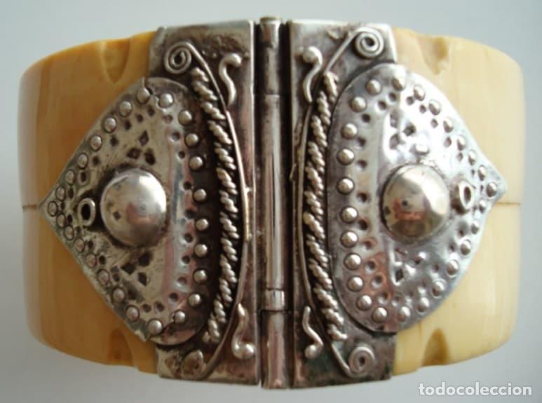 Joyeria: Pulsera/brazalete de marfil y plata, ca. 1798 - Foto 4