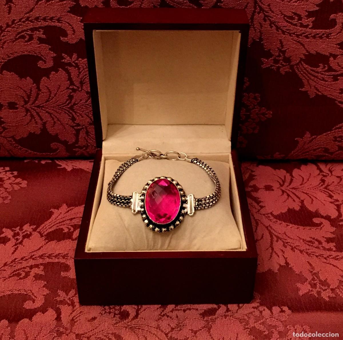 Joyeria: PULSERA CON TOPACIO CENTRAL TALLADO - 27 GRAMOS. - Foto 1