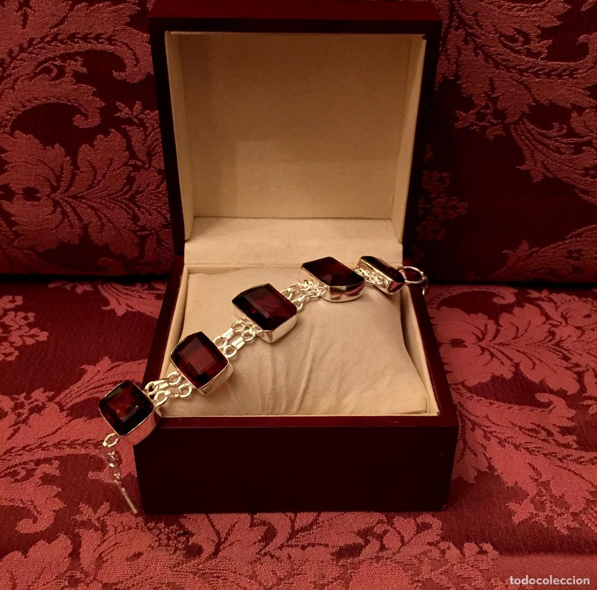 Joyeria: PULSERA CON CUARZOS GRANATES TALLADOS - 30 GRAMOS. - Foto 1