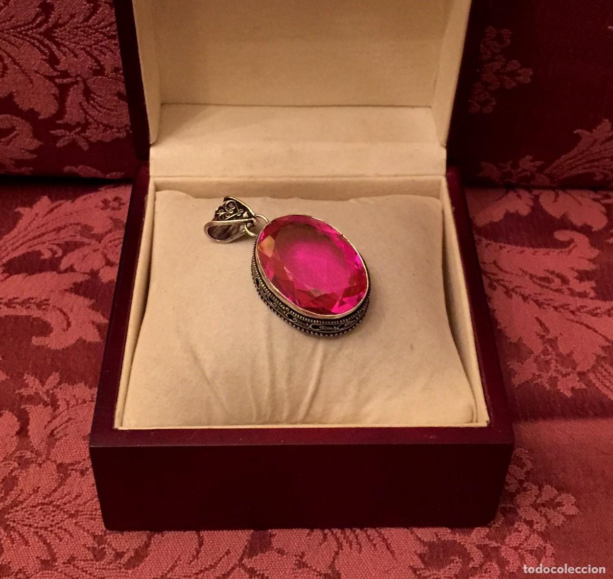 Joyeria: COLGANTE CON TOPACIO TALLADO - 19 GRAMOS. - Foto 1
