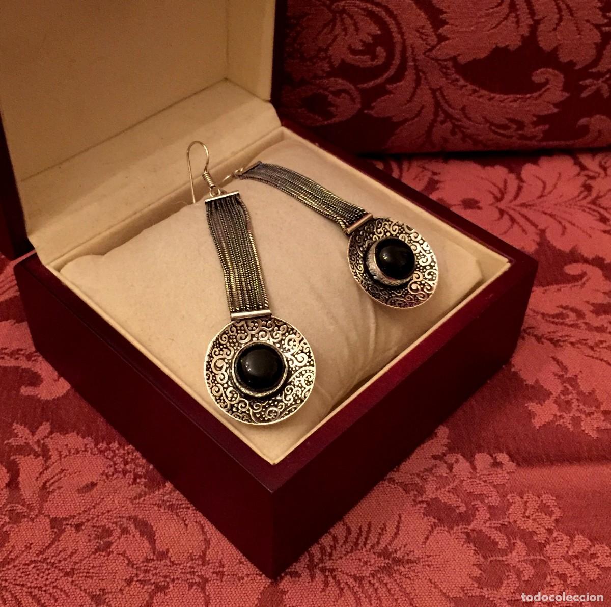 Joyeria: PENDIENTES LARGOS CON ONIX - 16 GRAMOS. - Foto 2