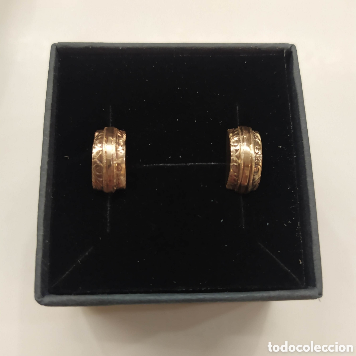 Joyeria: Antiguos pendientes. Oro de 14k. Cierre Catal&aacute;n.