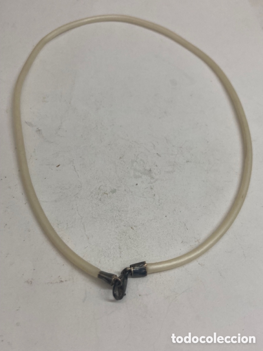 Joyeria: Collar con cierre de plata y caucho - Foto 1