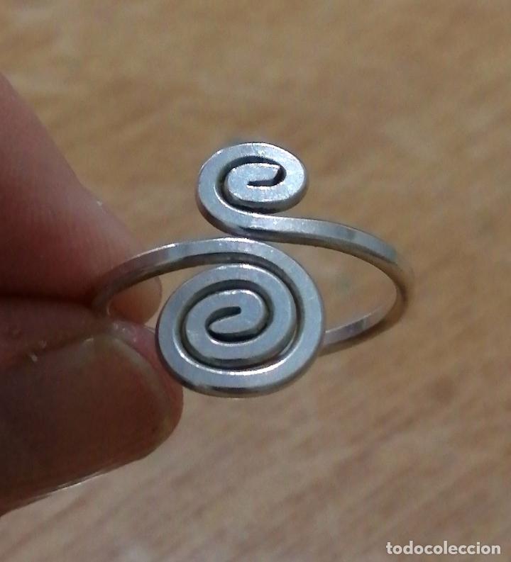 Joyeria: BONITO ANILLO DE PLATA DE LEY, ESPIRALES. - Foto 3