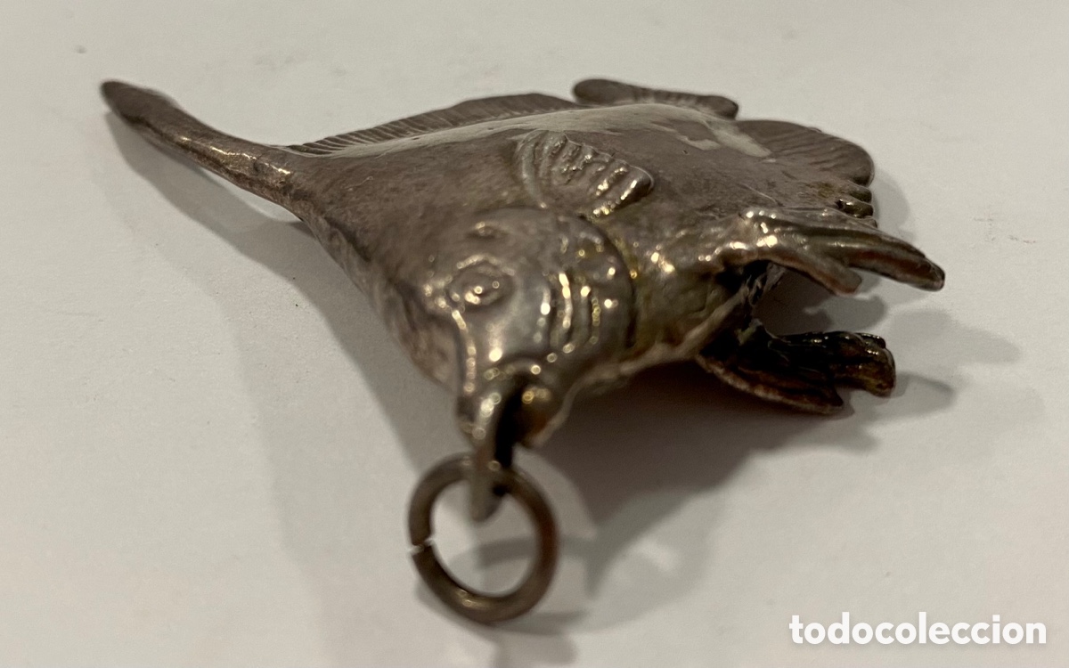 Joyeria: Colgante grande en forma de pez de plata. - Foto 5