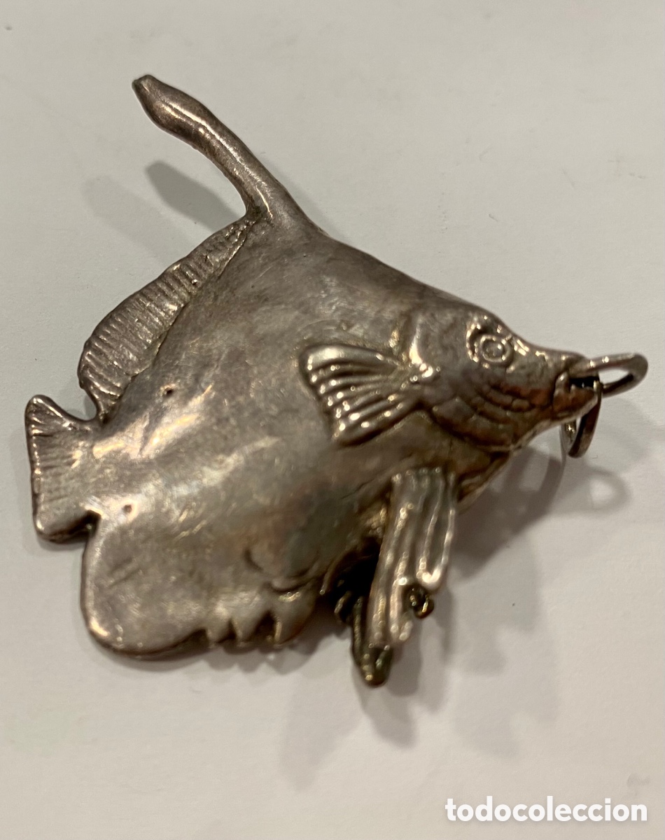 Joyeria: Colgante grande en forma de pez de plata. - Foto 6