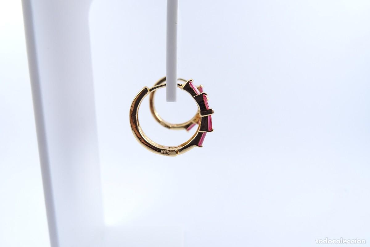 Joyeria: Pendientes en oro de 14k en forma de aro con rubis engastados en bisel - Foto 5