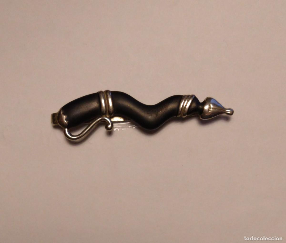 Joyeria: Aguja de corbata con forma de original estilogr&aacute;fica - Foto 1
