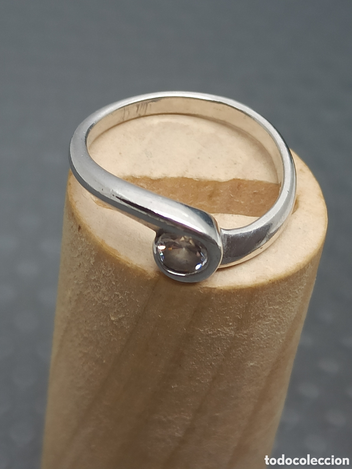 Joyeria: Anillo en plata de ley 925 y piedra - Foto 3