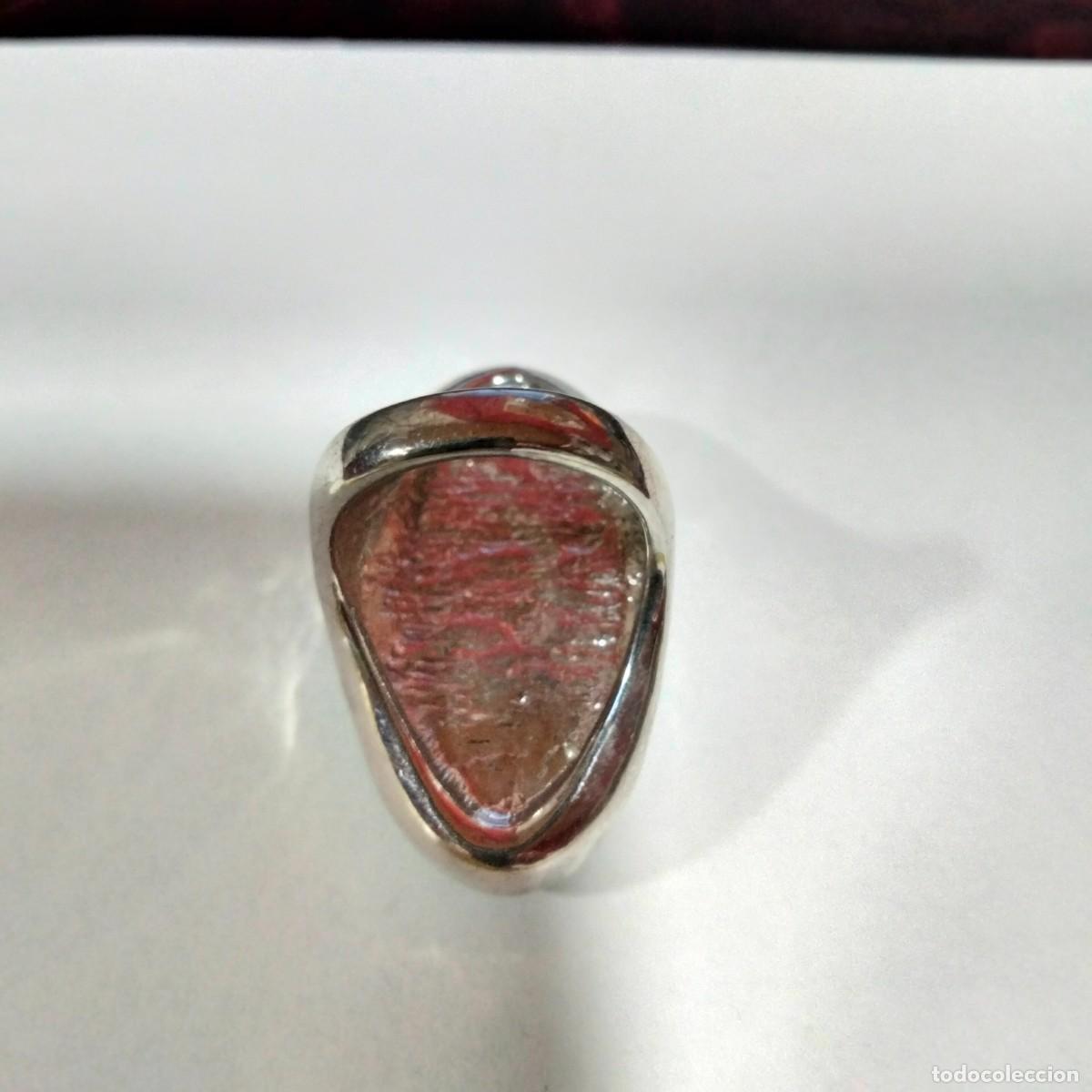 Joyeria: precioso anillo de metal y jade - Foto 5
