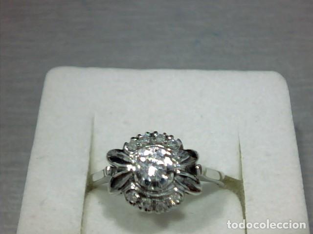 Joyeria: sortija oro blanco 18 kts y diamantes - Foto 5