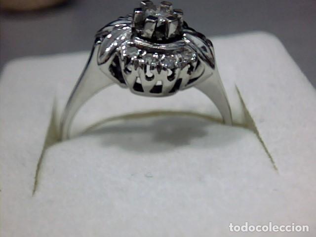 Joyeria: sortija oro blanco 18 kts y diamantes - Foto 7