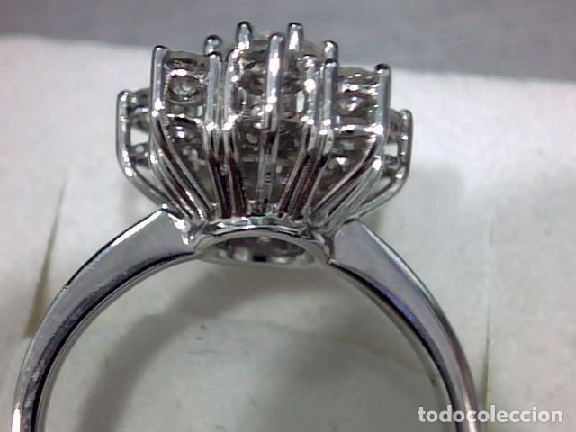 Joyeria: roseta de diamantes en oro 18 kts - Foto 4