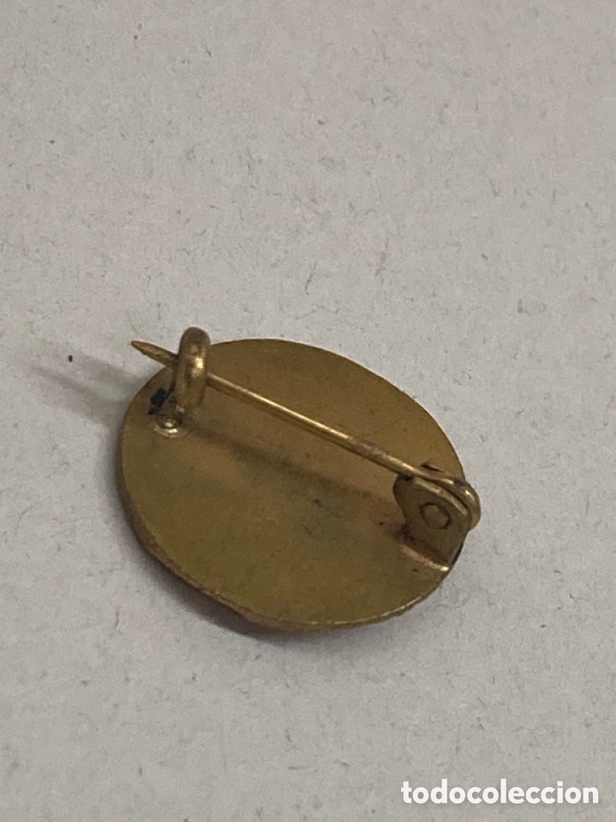 Joyeria: Broche met&aacute;lico religioso - Foto 2
