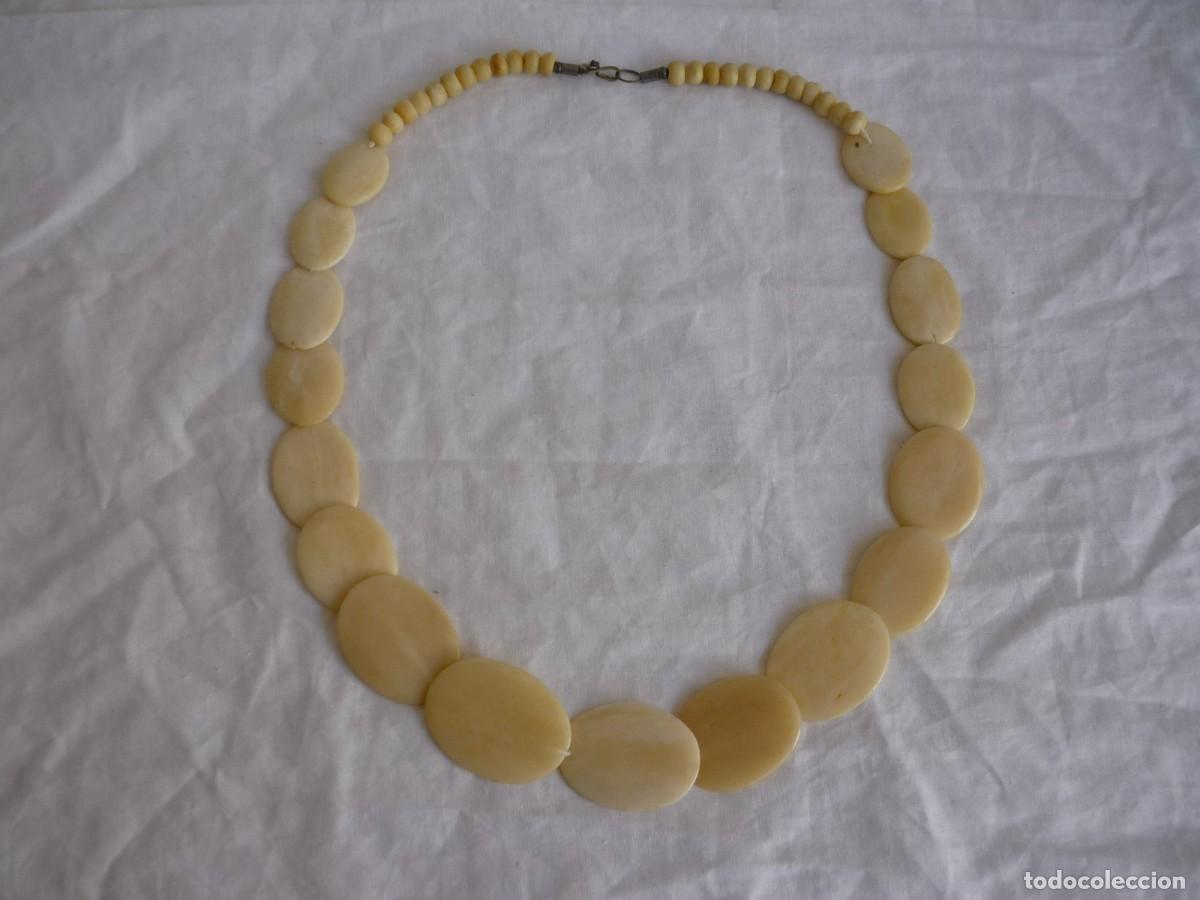 Joyeria: Collar largo de piezas talladas en hueso - Foto 2