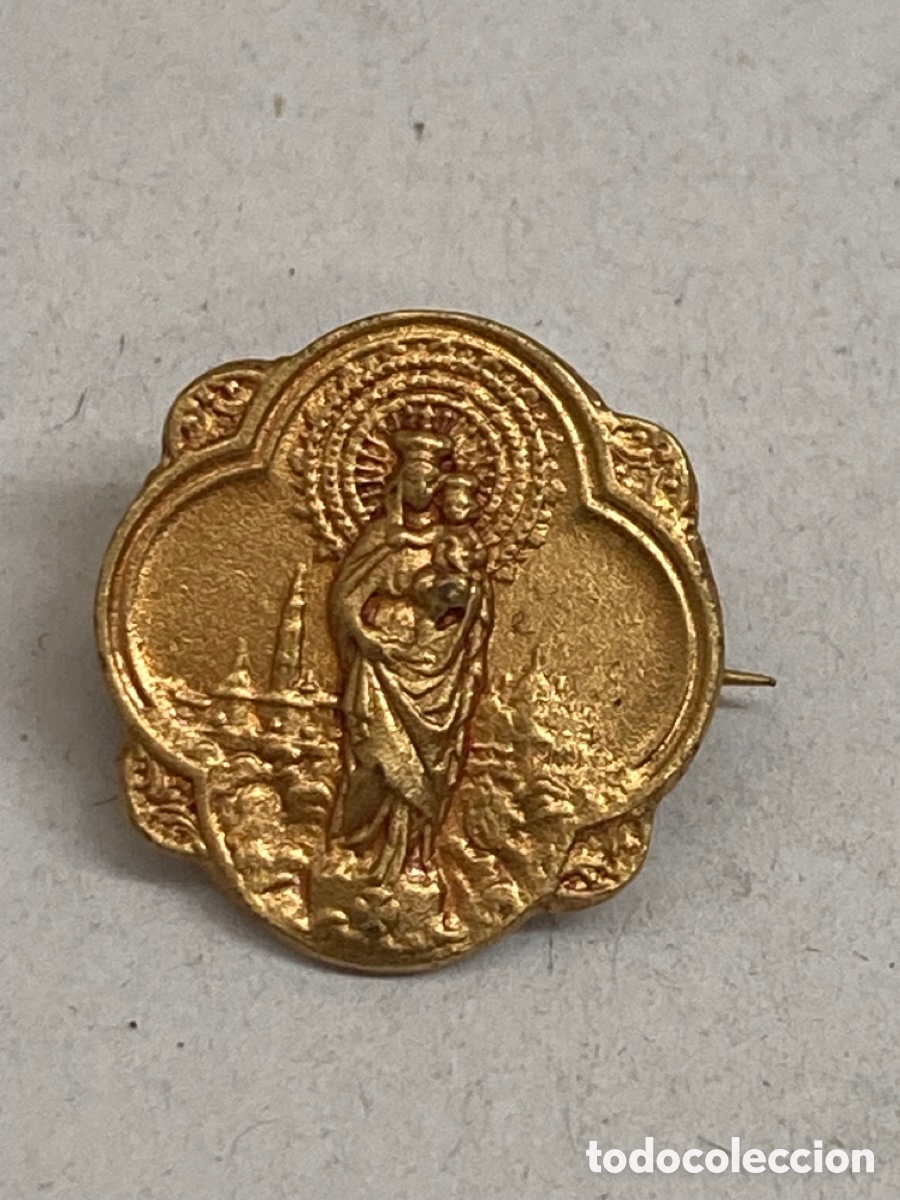 Joyeria: Broche religioso met&aacute;lico - Foto 1