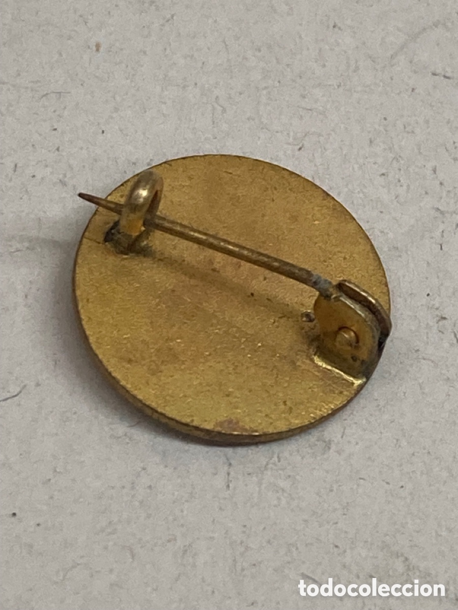 Joyeria: Broche religioso met&aacute;lico - Foto 2