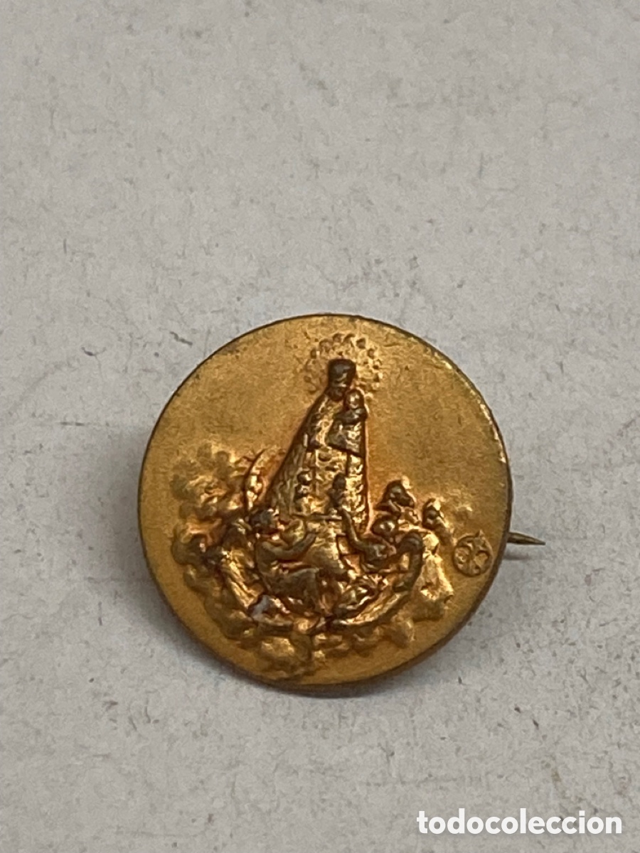 Joyeria: Broche religioso met&aacute;lico - Foto 1