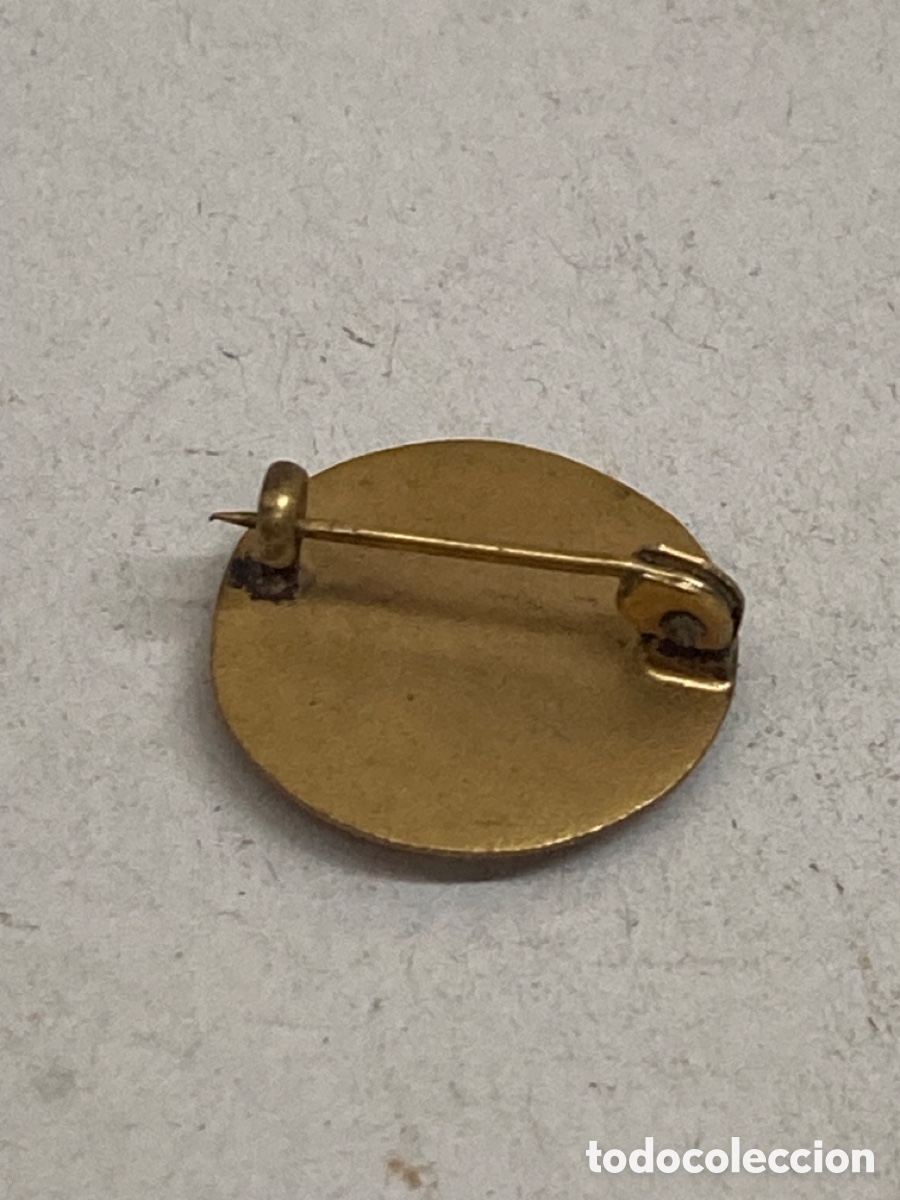 Joyeria: Broche religioso met&aacute;lico - Foto 2