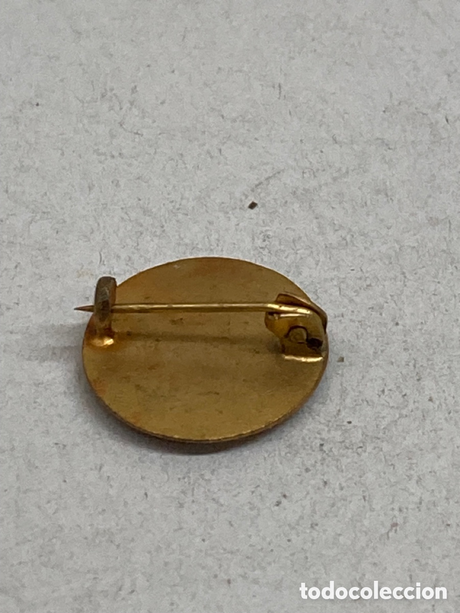 Joyeria: Broche religioso met&aacute;lico - Foto 2