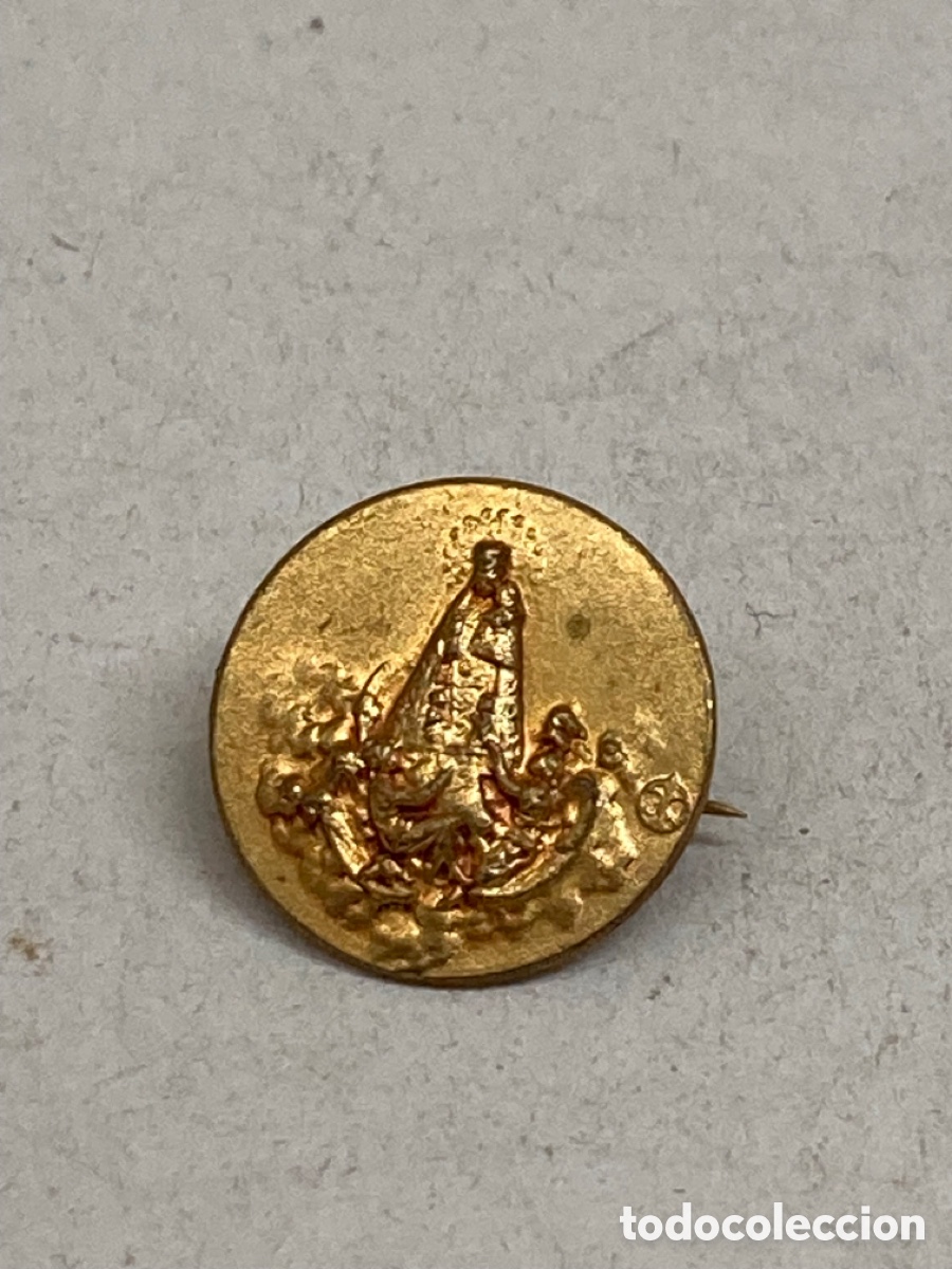 Joyeria: Broche religioso met&aacute;lico - Foto 1