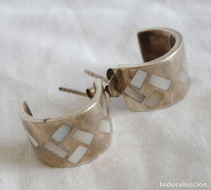 Joyeria: Pendientes de plata 925 con incrustaciones geom&eacute;tricas de n&aacute;car - Foto 3