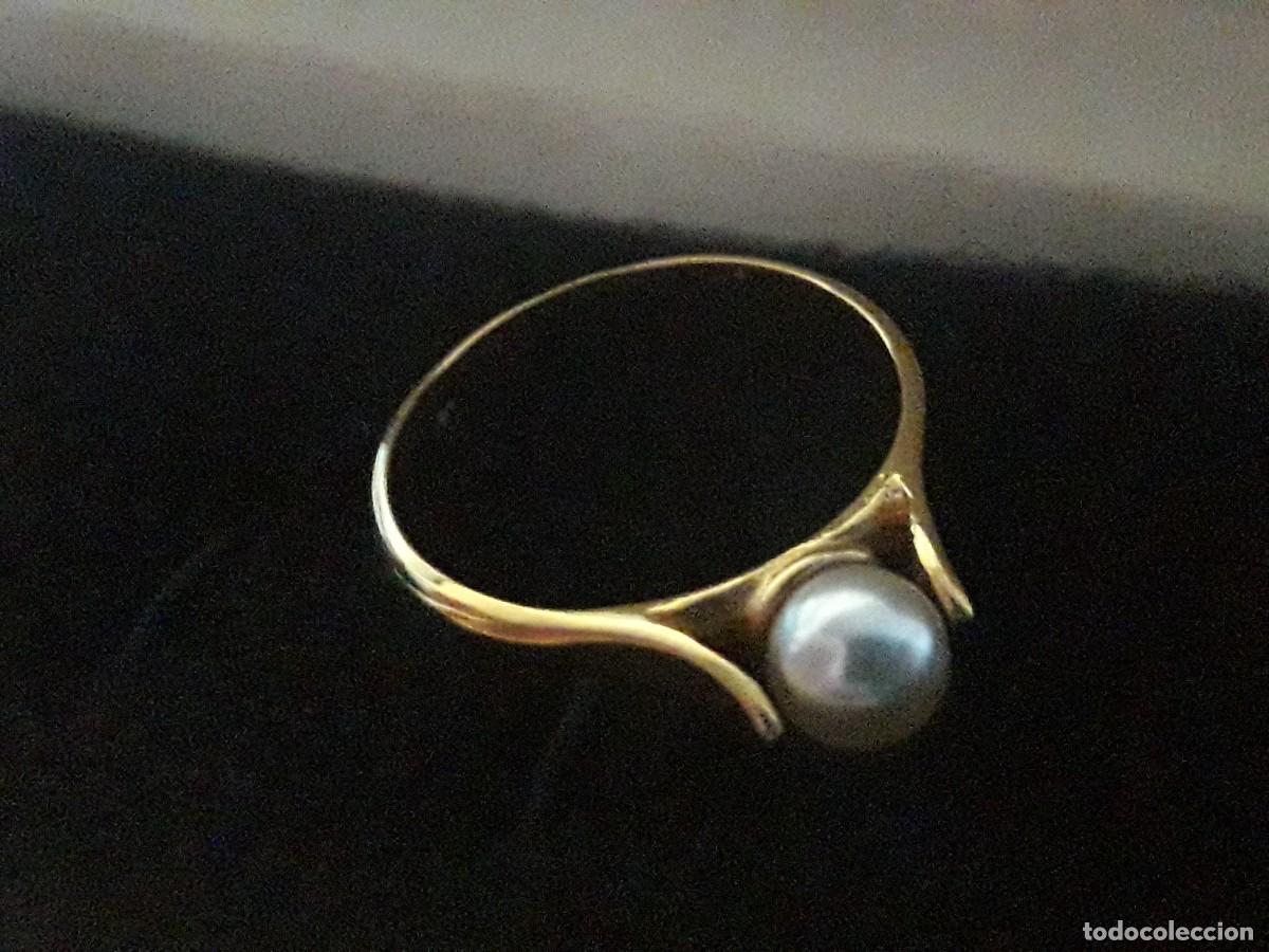 Joyeria: Anillo chapado en oro con perla central - Foto 1