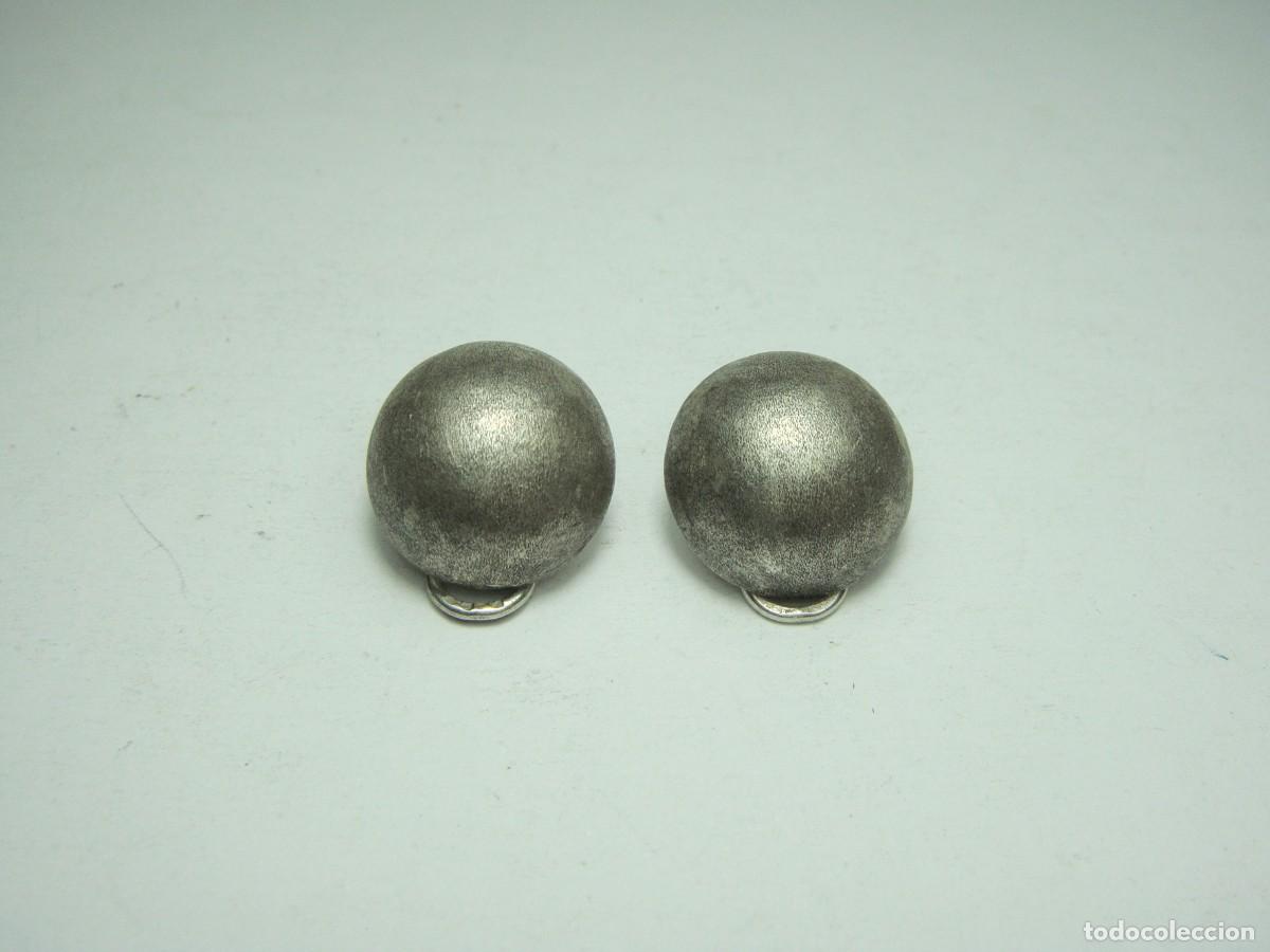 Joyeria: Pendientes de plata semiesf&eacute;ricos &middot; ca. 1970&ndash;1990 - Foto 2
