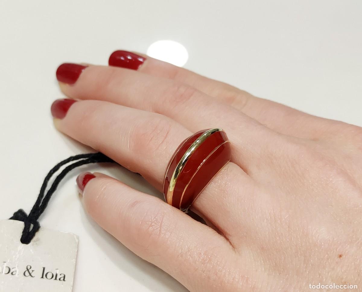 Joyeria: ANILLO DE BIMBA & LOLA CON FORMA DE CONCHA, DORADO Y CON ESMALTE GRANATE. - Foto 5