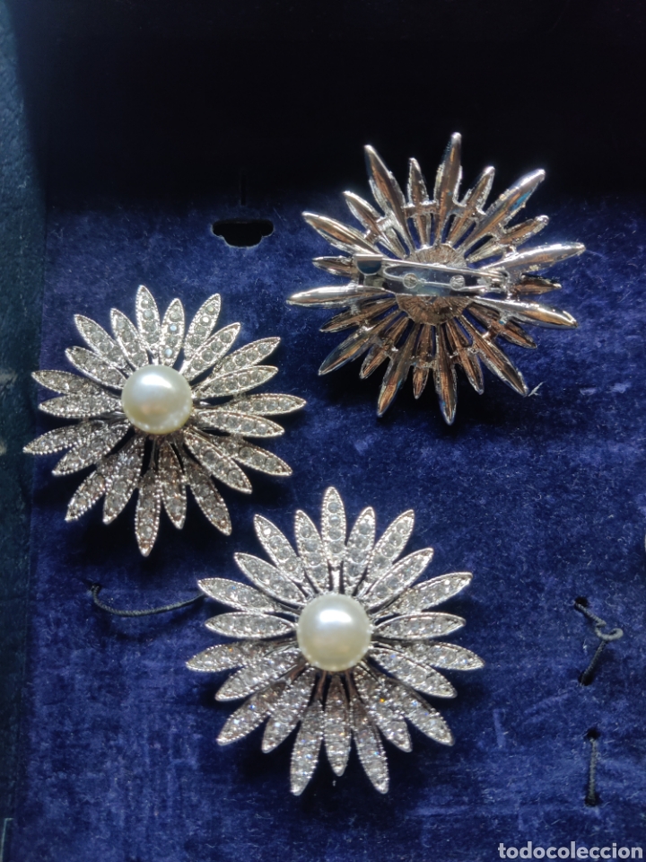 Joyeria: Juego broches flores plateadas - Foto 2