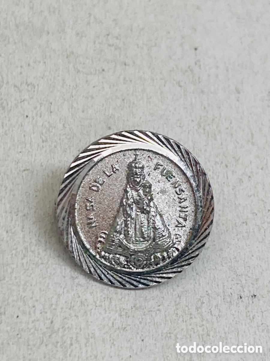 Joyeria: Broche religioso met&aacute;lico - Foto 1