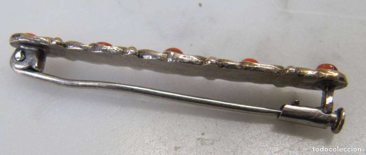 Joyeria: Broche barrita de plata y coral - Foto 2