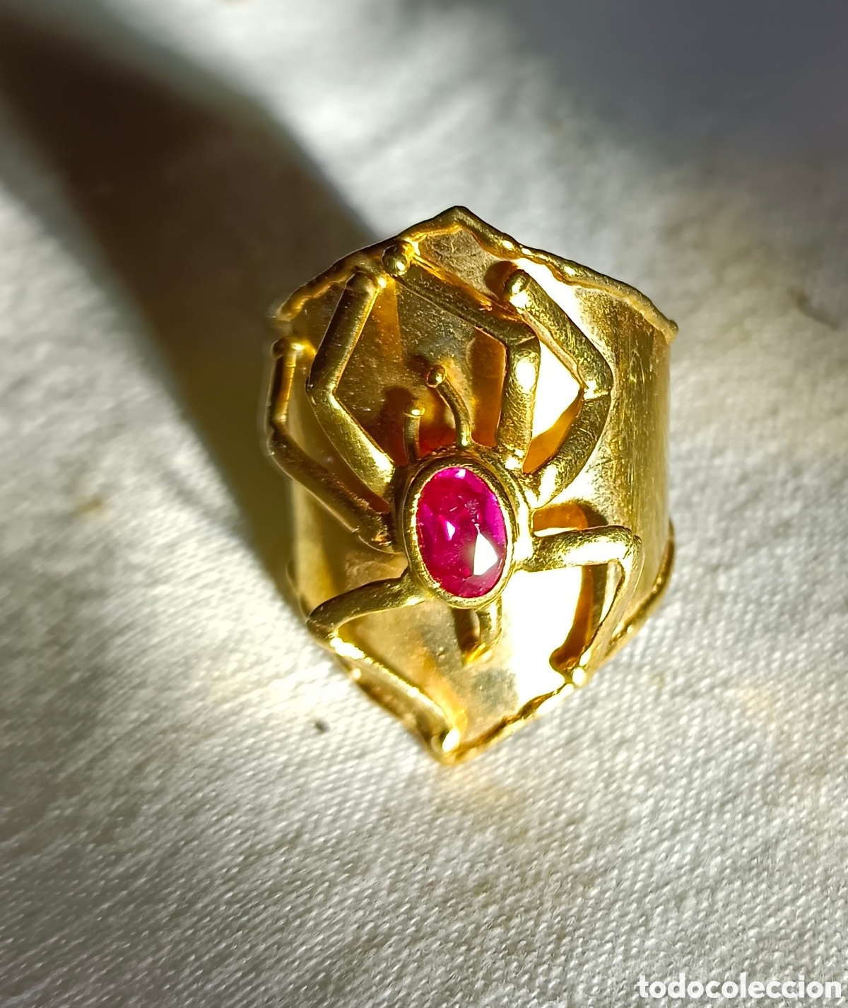 Joyeria: Anillo de oro de 18 k - Foto 2