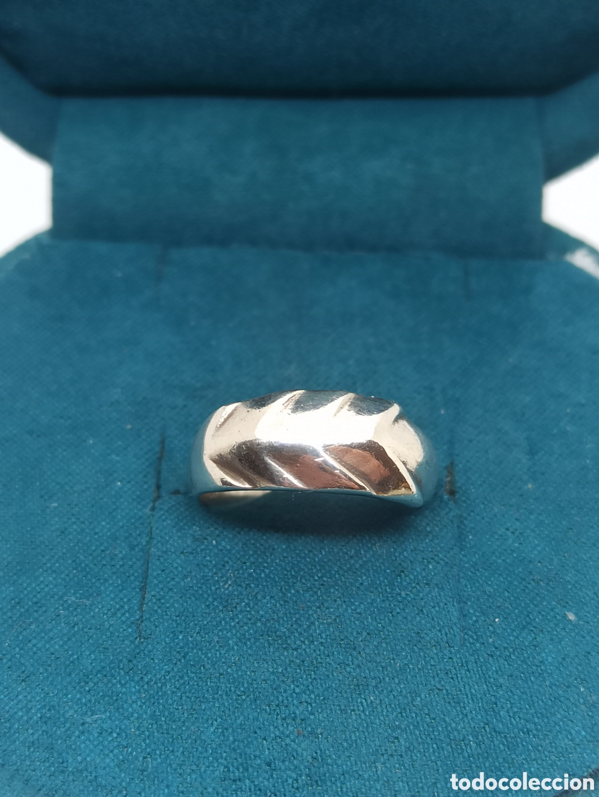 Joyeria: Anillo en Plata de Ley 925 - Foto 1