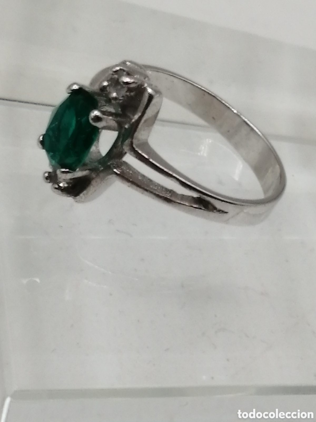 Joyeria: Anillo de compromiso plata y pedrer&iacute;a - Foto 3