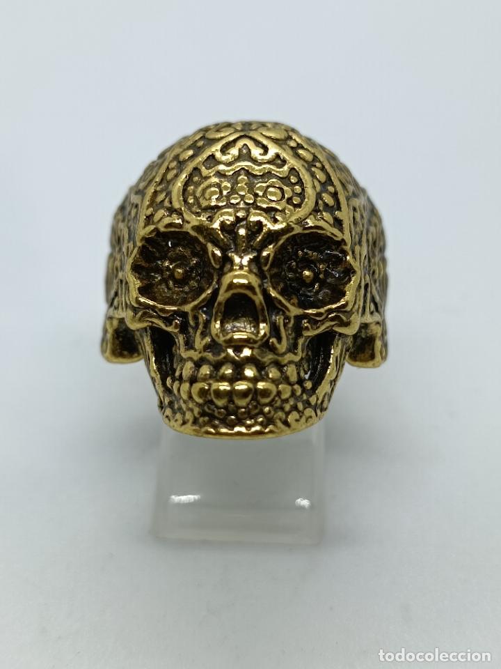 Joyeria: 0riginal anillo con forma de calavera y p&aacute;tina de bronce. - Foto 1