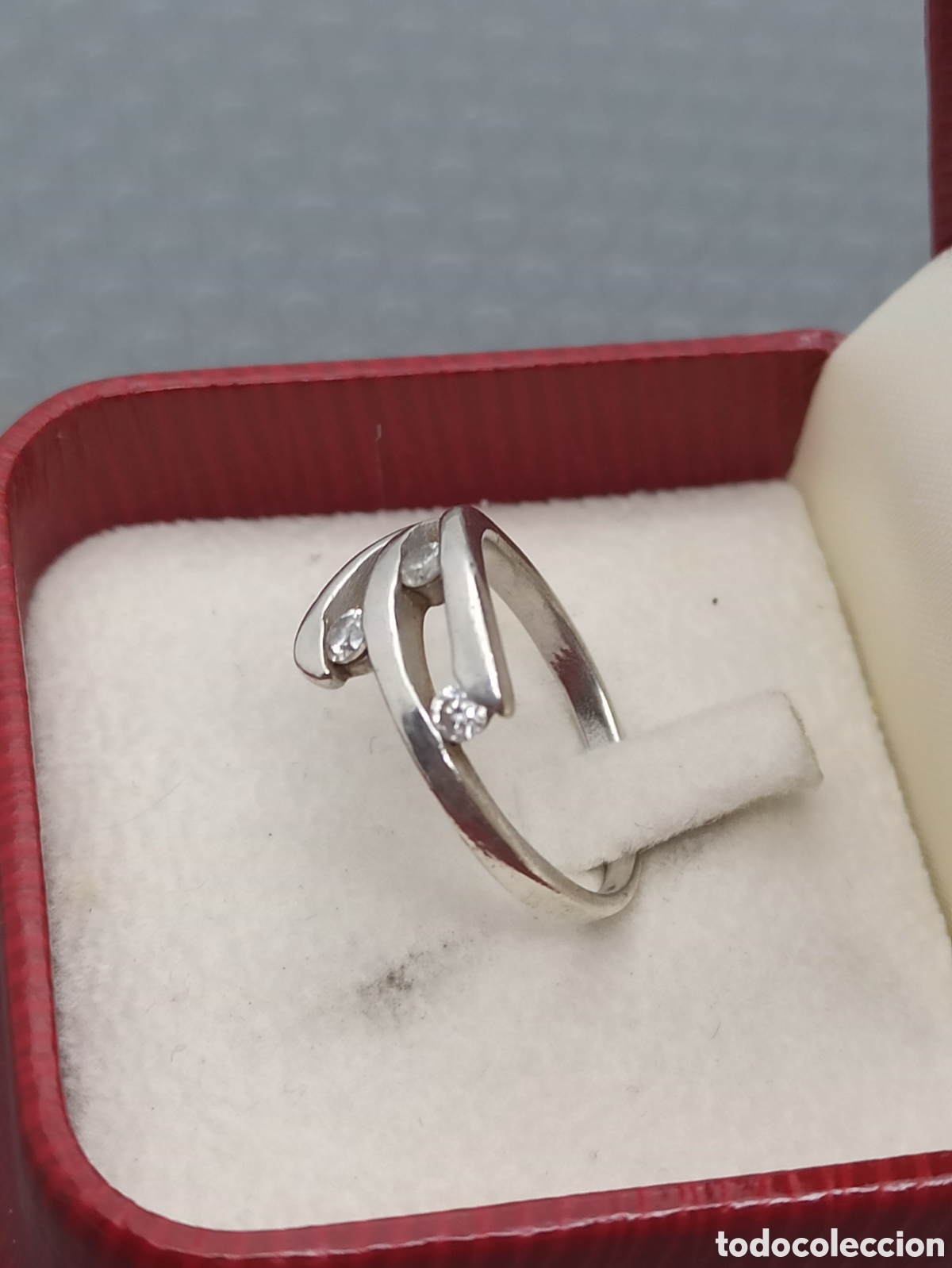 Joyeria: Anillo en plata de Ley 925 y Circonitas - Foto 2