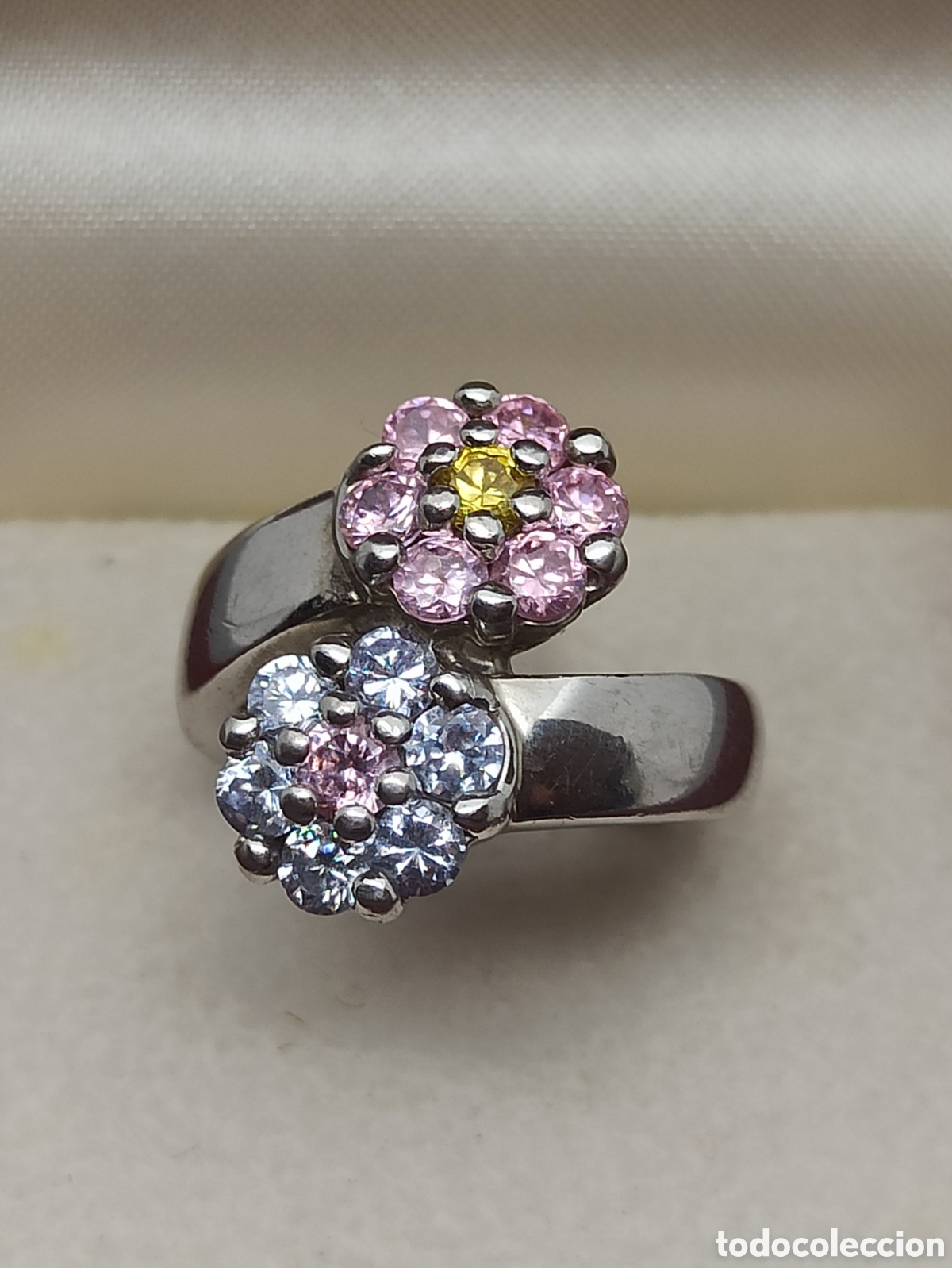 Joyeria: Anillo en Plata de Ley 925 y piedras - Foto 1