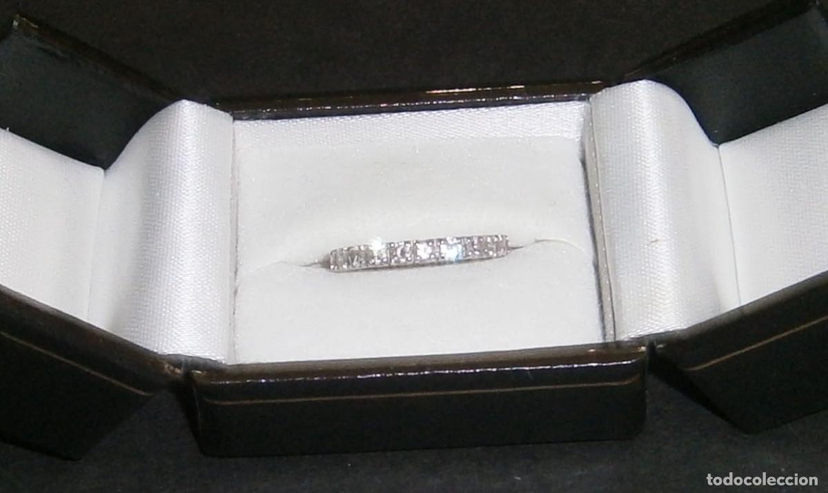 Joyeria: anillo oro blanco y 11 brillantes - Foto 1