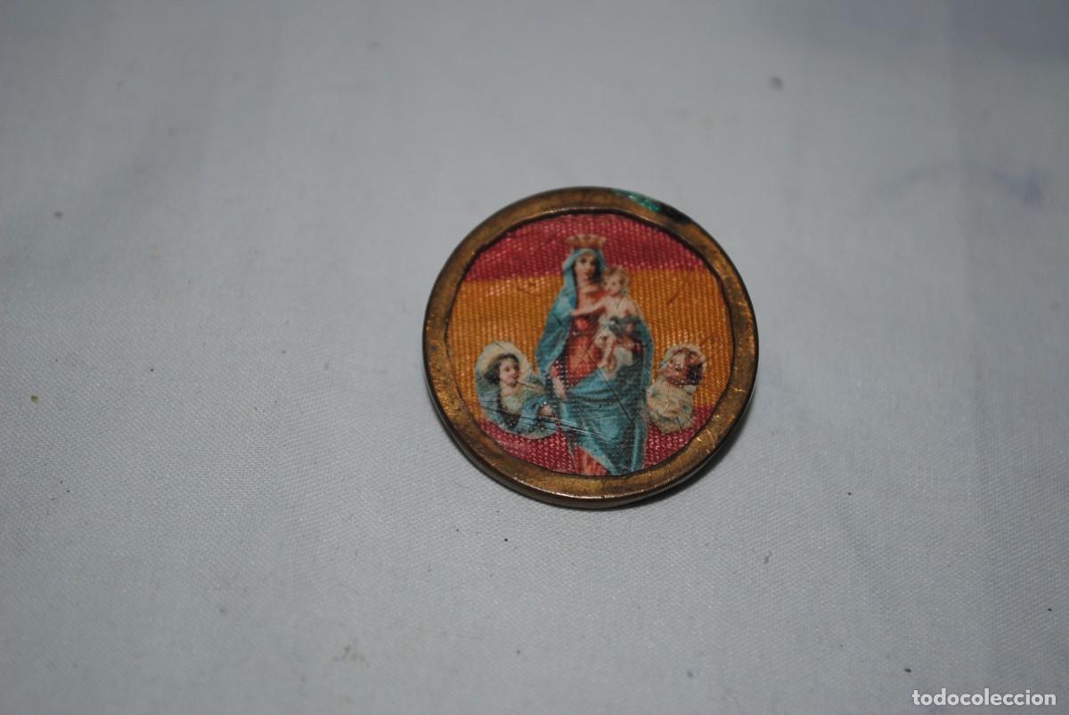 Joyeria: ANTIGUO BROCHE CON LA VIRGEN DEL CARMEN . - Foto 1