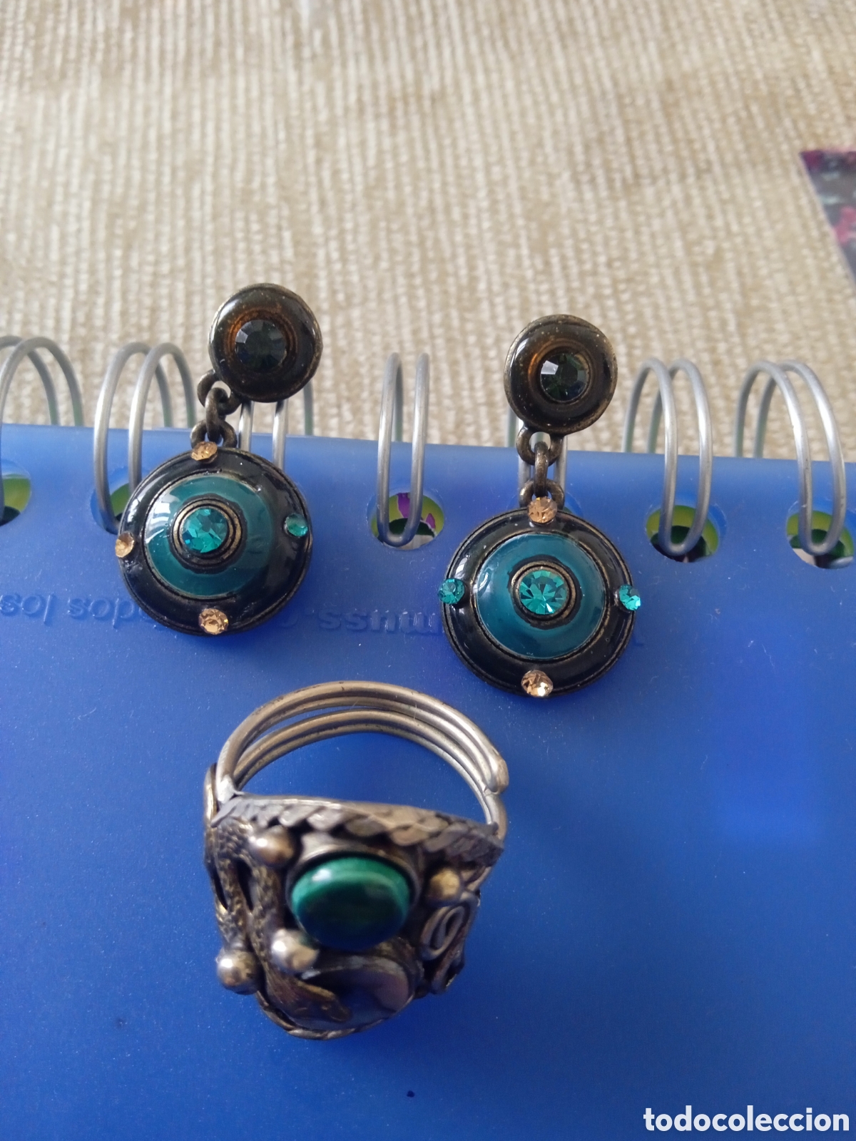 Gioielleria: Anillo y pendientes verdes