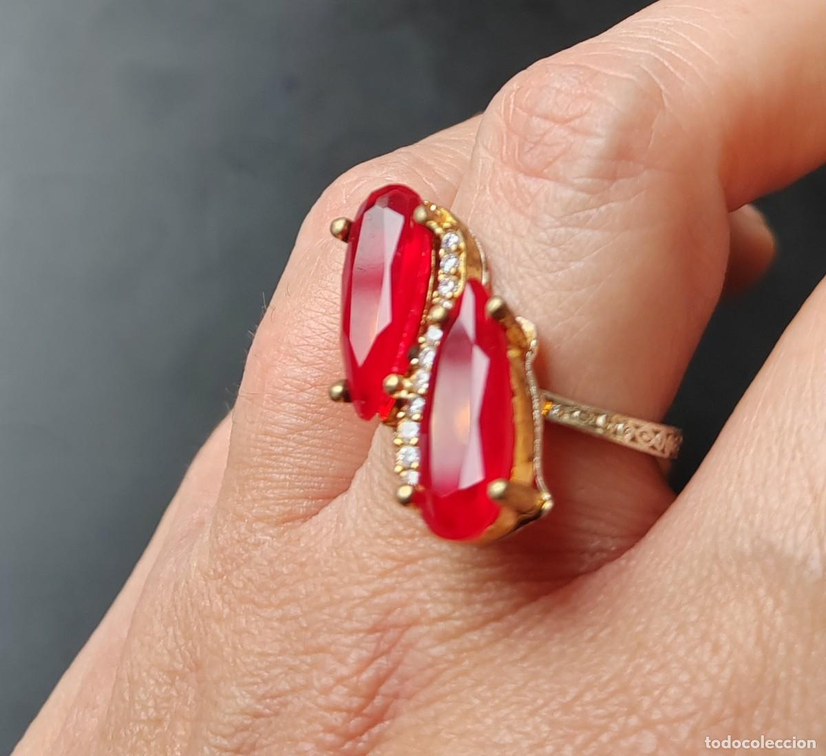 Joyeria: Anillo en Plata de Ley 925, Circonitas y Rub&iacute;es - Foto 3
