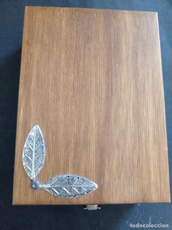 Joyeria: CAJA MADERA DECORADA. INTERIOR ESPEJO Y PERFUMES - Foto 1