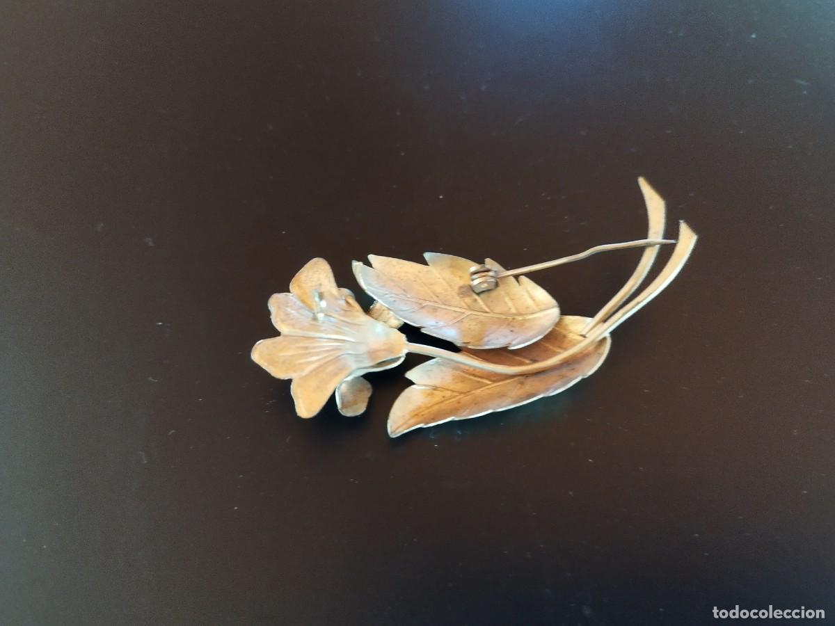 Joyeria: BROCHE EN FORMA DE FLOR CON PIEDRAS TURQUESAS - Foto 2