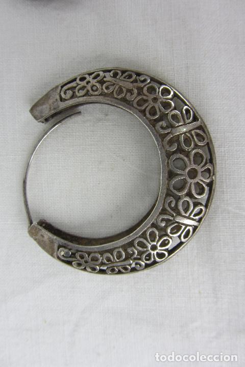 Joyeria: Pendientes de aro de plata de ley siglo XX - Foto 3