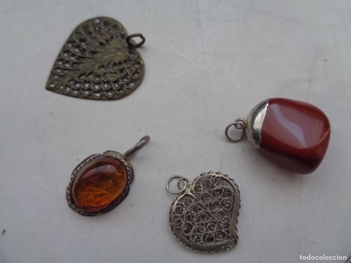 Joyeria: LOTE DE GARGANTILLA DE PLATA CON 5 COLGANTES - Foto 2
