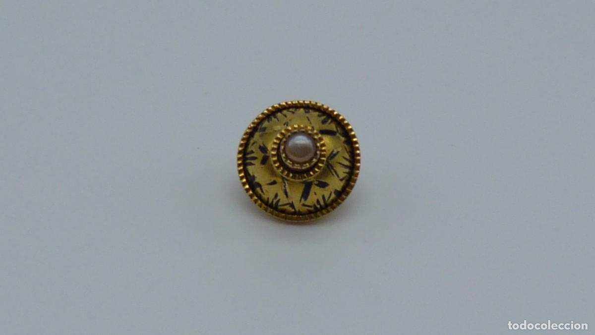 Joyeria: BOT&Oacute;N MALLORQU&Iacute;N EN ORO DE 18 KTLS Ca.1900 . - Foto 1