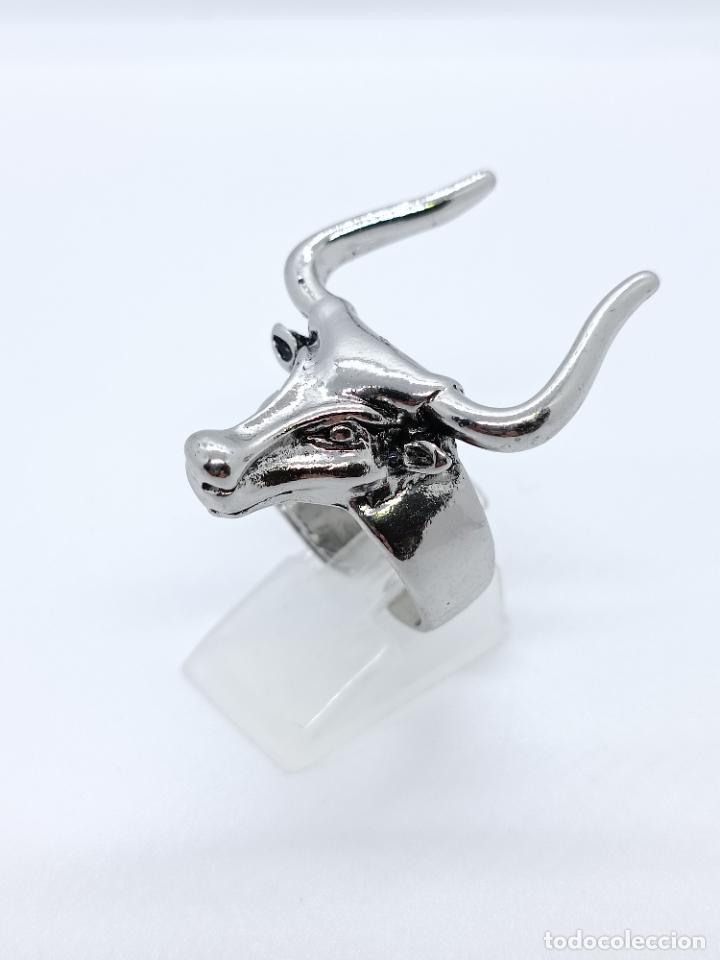 Joyeria: Original anillo con forma de cabeza de toro con di&aacute;metro interno ajustable - Foto 4