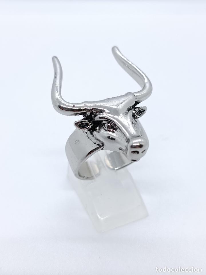 Joyeria: Original anillo con forma de cabeza de toro con di&aacute;metro interno ajustable - Foto 1